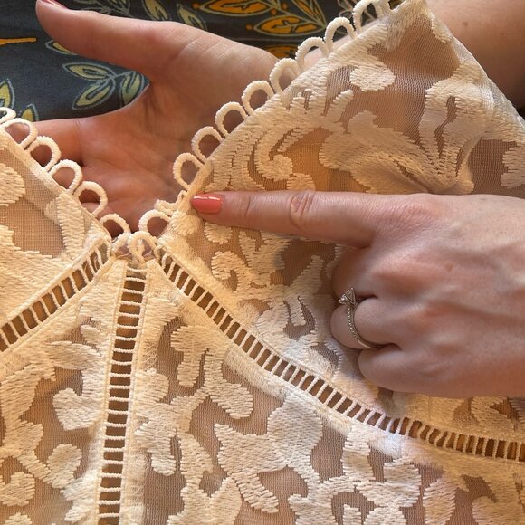 Lulu’s Alluring Love White and Beige Lace Trumpet Hem Midi Dress - XL - Picture 5 of 5